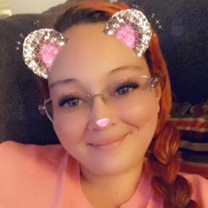 Meet your Posher, Dominique